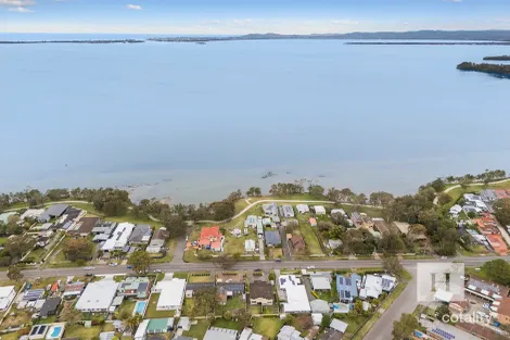 Property photo of 1/253 Tuggerawong Road Tuggerawong NSW 2259