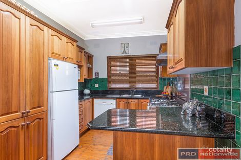 Property photo of 19 Bungalow Road Peakhurst NSW 2210