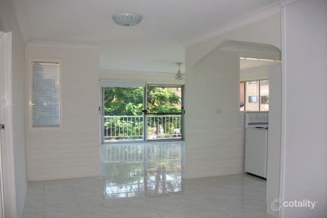Property photo of 2/6 Vernia Place Biggera Waters QLD 4216