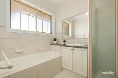 Property photo of 3/10 Invermay Grove Rosanna VIC 3084