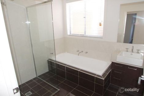 Property photo of 207 Rivergum Drive East Albury NSW 2640