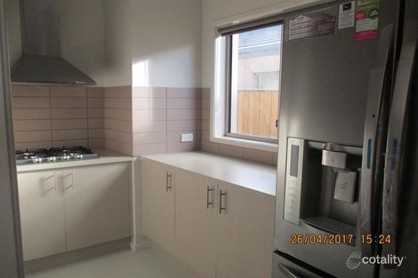Property photo of 51 Greenside Circuit Sandhurst VIC 3977