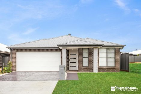 Property photo of 39 Honeybee Crescent Calderwood NSW 2527