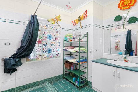 Property photo of 4 Begonia Place Mooroobool QLD 4870