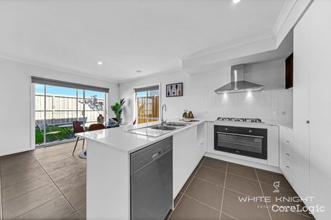 Property photo of 7 Homage Avenue Fraser Rise VIC 3336