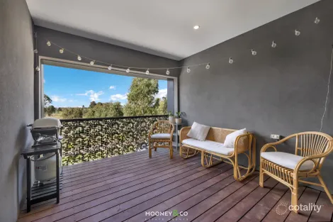 22 SPOTTED GUM CL, CLYDE, VIC 3978