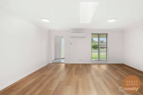 Property photo of 11 Cavalier Parade Bomaderry NSW 2541