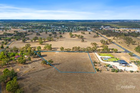 22 Racecourse Rd, Berrigan, NSW 2712