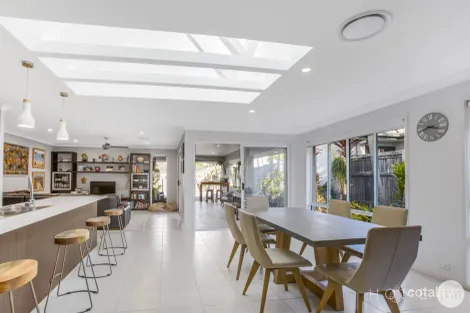 Property photo of 7 Myrtle Place Mountain Creek QLD 4557