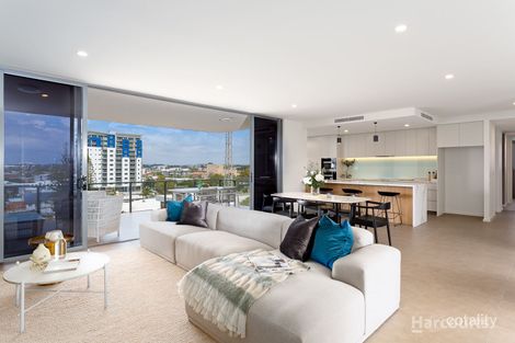 602/2 Prince Edward Pde, Redcliffe, QLD 4020