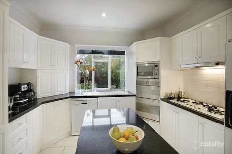 Property photo of 38 Yarrbat Avenue Balwyn VIC 3103