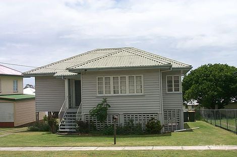 27 Fisher St, Manly, QLD 4179