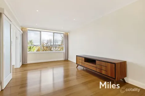 Property photo of 7/7 Ashby Grove Ivanhoe VIC 3079