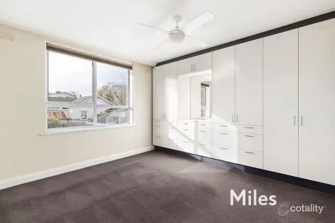 Property photo of 7/7 Ashby Grove Ivanhoe VIC 3079
