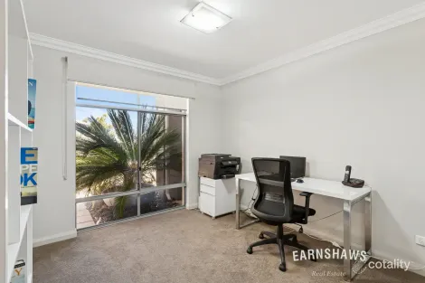 Property photo of 5 Drovers Way Jane Brook WA 6056