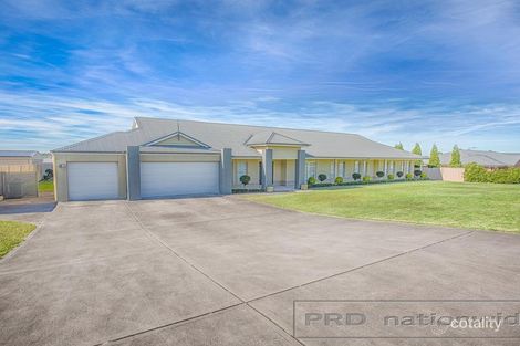 49 Dunmore Rd, Largs, NSW 2320