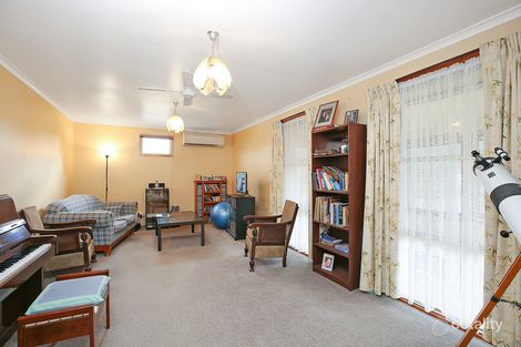 Property photo of 2 Wardoo Street Simpson VIC 3266