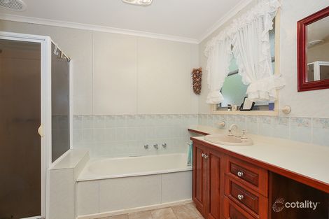 Property photo of 2 Wardoo Street Simpson VIC 3266