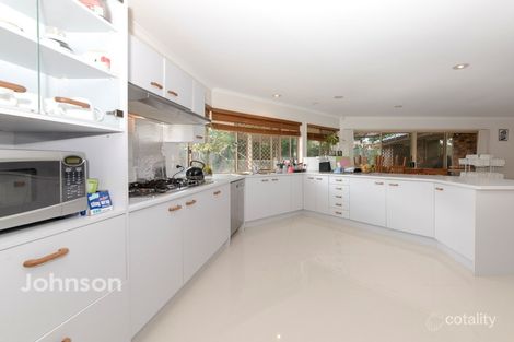 Property photo of 12 Jarrah Place Durack QLD 4077