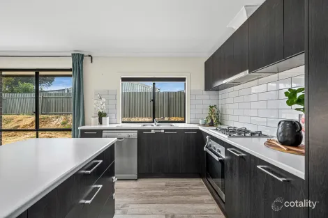 Property photo of 12 Beaumont Court Mount Compass SA 5210