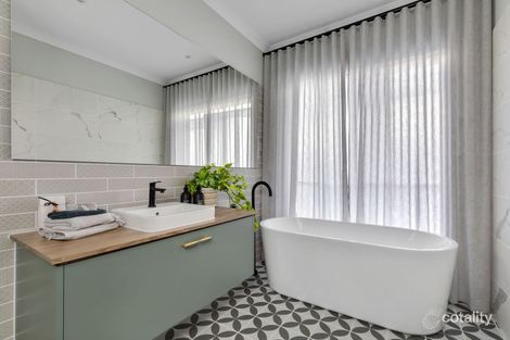 Property photo of 30 Canon Street Leneva VIC 3691