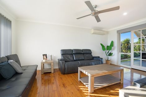Property photo of 4 Nathan Close Metford NSW 2323
