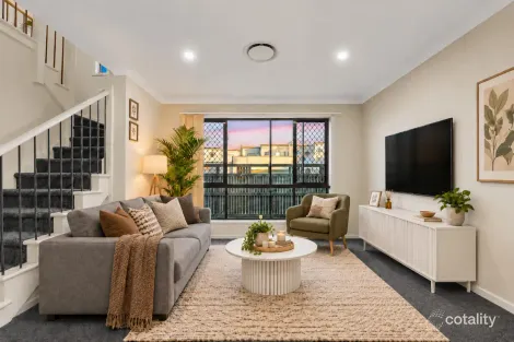 Property photo of 50 Santiago Crescent Spring Mountain QLD 4300