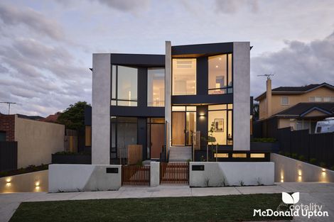 1d Roland Ave, Strathmore, VIC 3041