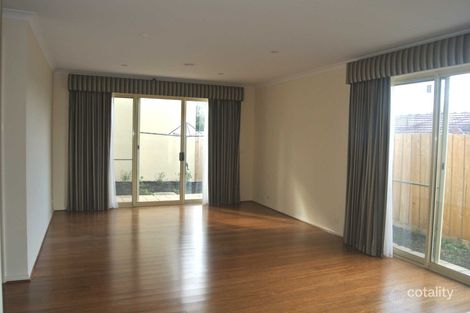 Property photo of 2/28-30 Chivers Avenue Glen Waverley VIC 3150