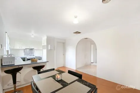 Property photo of 14 Briar Close Narre Warren VIC 3805