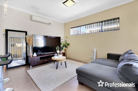 Property photo of 14 Churchill Green Canning Vale WA 6155