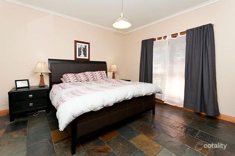 Property photo of 24 Sheoak Crescent Aberfoyle Park SA 5159