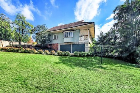 35 Ferguson Rd, Camp Hill, QLD 4152