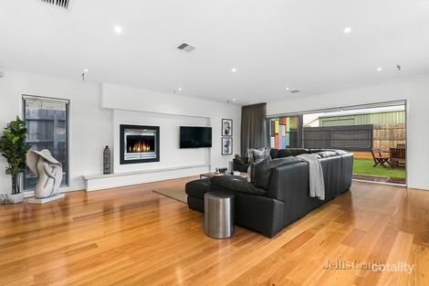 Property photo of 5 Doncaster Street Ascot Vale VIC 3032