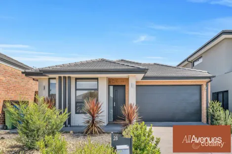 28 Omeara Cres, Cranbourne East, VIC 3977