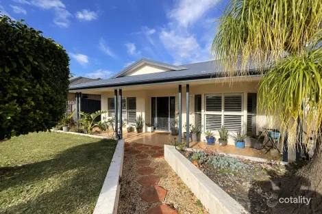84 River Rd, Sussex Inlet, NSW 2540