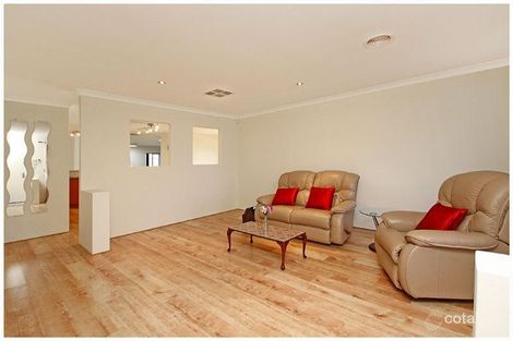 Property photo of 38 Crystal Turn Bennett Springs WA 6063