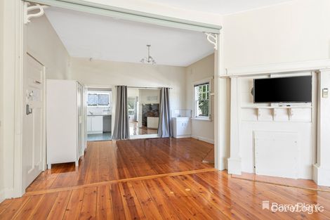 Property photo of 402 Elgar Road Box Hill VIC 3128