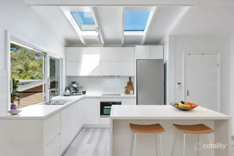 Property photo of 40 Walder Crescent Avoca Beach NSW 2251