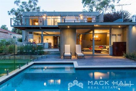 8 Fortview Rd, Mount Claremont, WA 6010