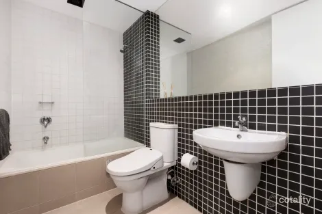 Property photo of 2/2 Maddock Street Windsor VIC 3181