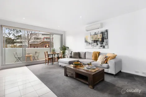 Property photo of 2/2 Maddock Street Windsor VIC 3181