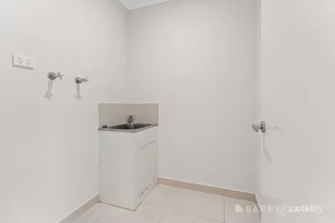 Property photo of 2/46 Erica Avenue St Albans VIC 3021