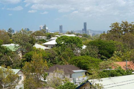 15 Favius Ave, Seven Hills, QLD 4170