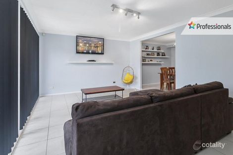 Property photo of 3 Tyalla Close Casula NSW 2170