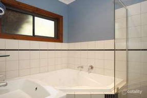 Property photo of 1 Meg Court Aberfoyle Park SA 5159