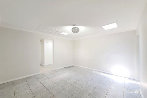 Property photo of 8 Captain Cook Drive Willmot NSW 2770