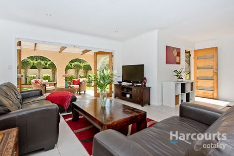 Property photo of 2 Kaldo Grove Ferny Hills QLD 4055