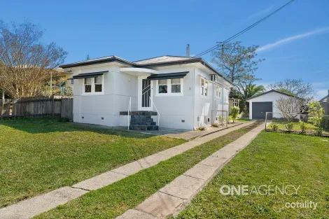 Property photo of 11 Mulgen Crescent Bomaderry NSW 2541