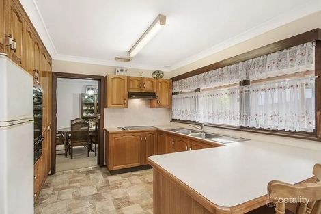 Property photo of 15 Elissa Crescent Wyoming NSW 2250
